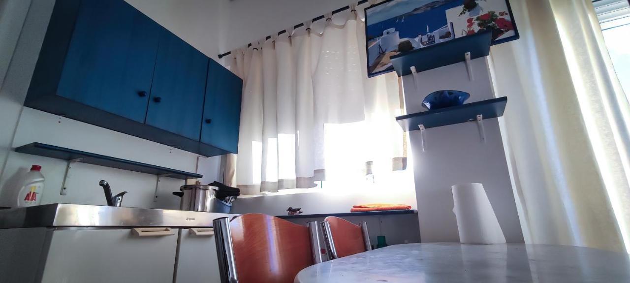 Loutraki Times Apartamento Exterior foto